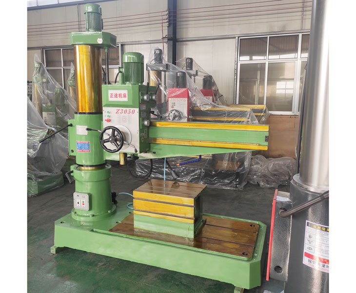 Z3050摇臂钻床