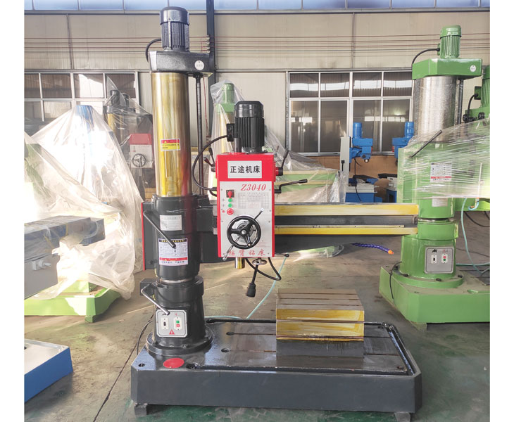Z3040摇臂钻床
