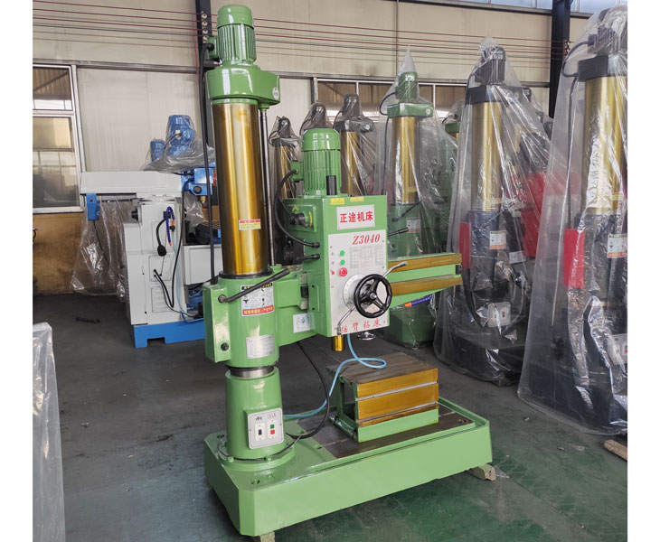 Z3040摇臂钻床