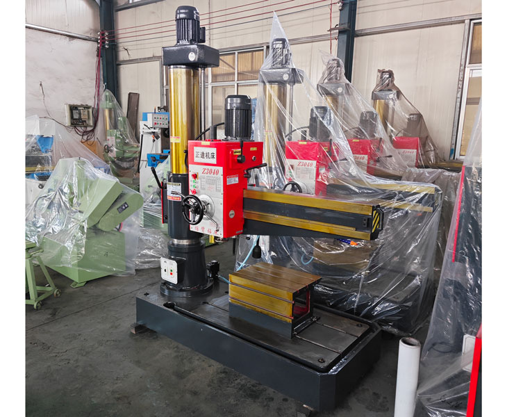 3040摇臂钻床