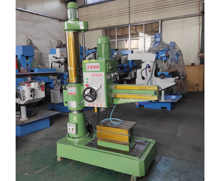3040摇臂钻床