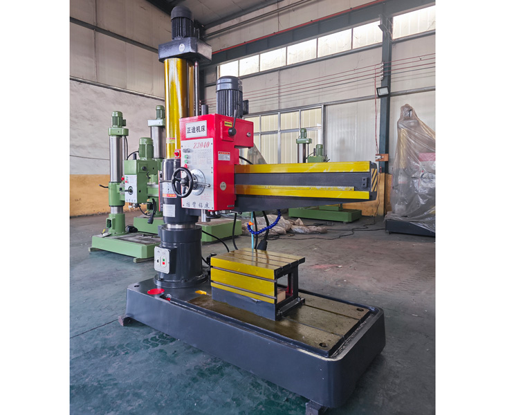 3040摇臂钻床