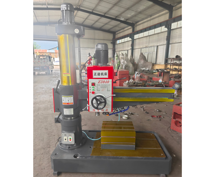 3040摇臂钻床